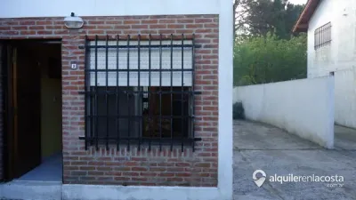 3 Ambientes - Entrada de Auto - Amplios Espacios