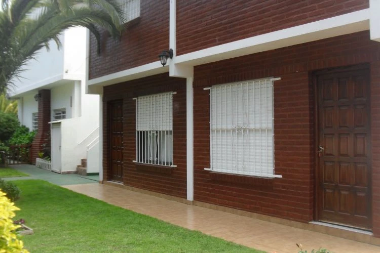 3 Ambientes en Excelente Ubicacion - Estacionamiento foto 2