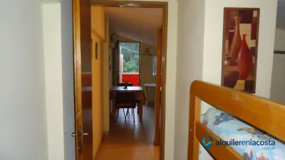 Departamento en planta alta con acceso independiente foto 5