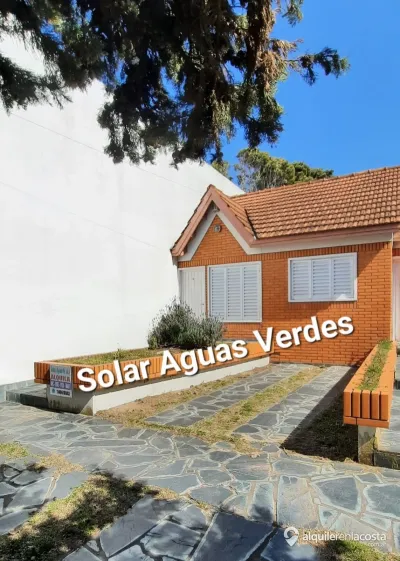 Solar Aguas Verdes - 3 ambientes - Entrada de Auto