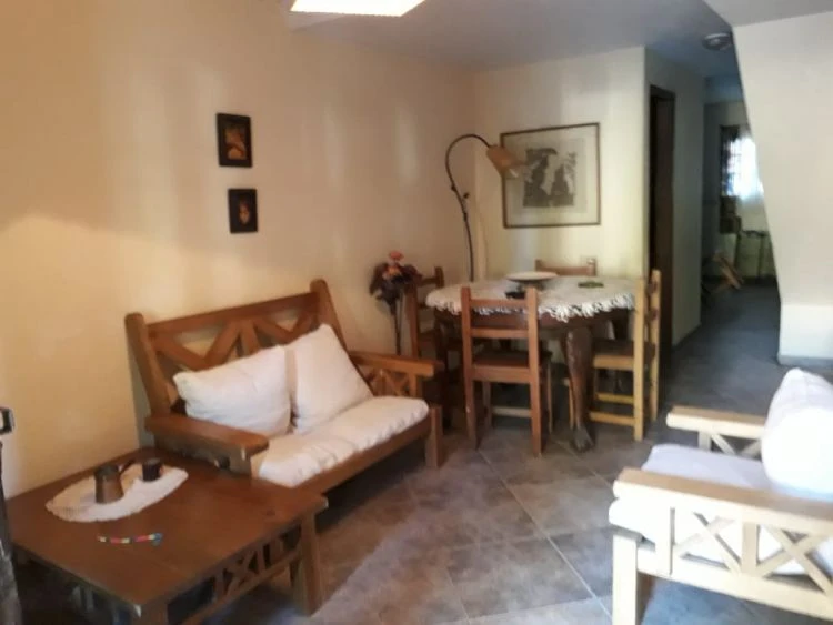 4 Ambientes - Atendido por sus Dueños - Cómodo y Amplio foto 4