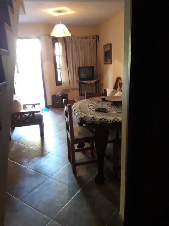 4 Ambientes - Atendido por sus Dueños - Cómodo y Amplio foto 5