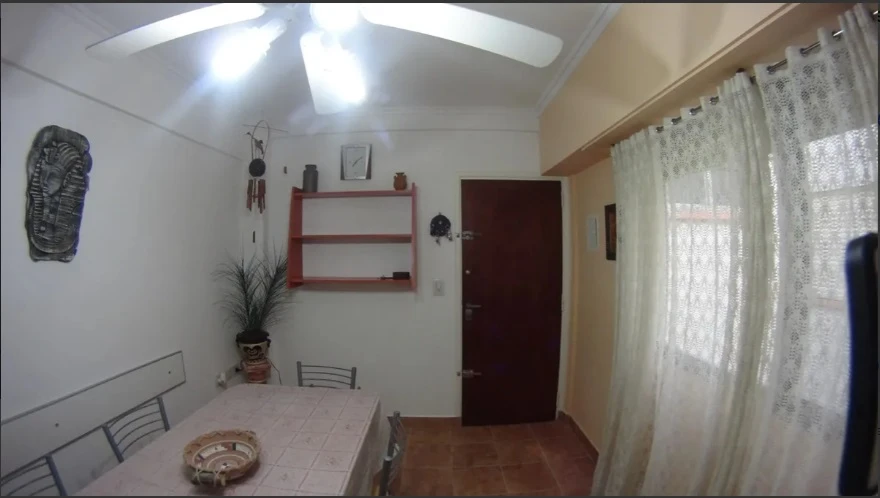 3 Ambientes al Frente - 2do Piso por Escalera - Cochera Individual y Cerrada - Zona Residencial foto 2