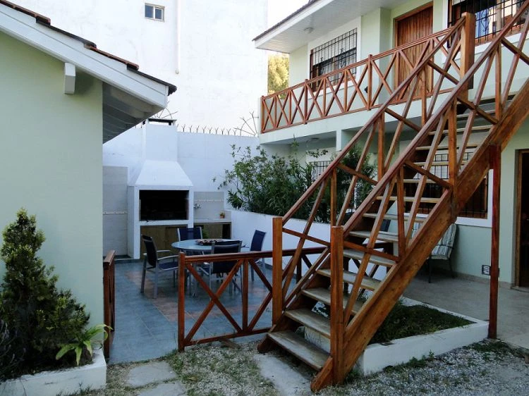 3 Ambientes en Complejo: Los Pinos - Con Cochera Individual y Cerrada (No Cubierta) foto 3