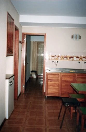 2 Ambientes en 1er Piso por Escalera - Edificio Brava VII foto 4