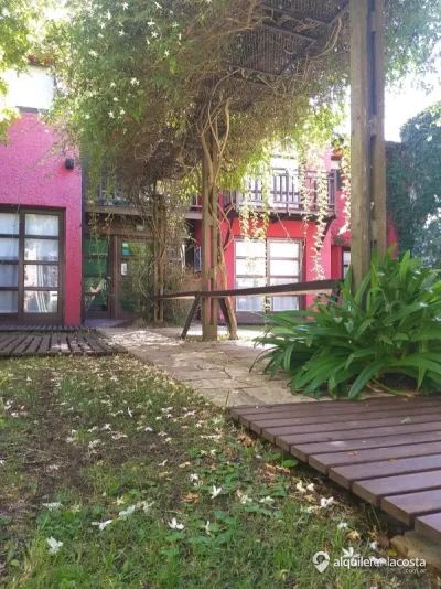 3 Ambientes con Servicio de Hoteleria en Complejo La Vecindad - Estacionamiento (Opcional)