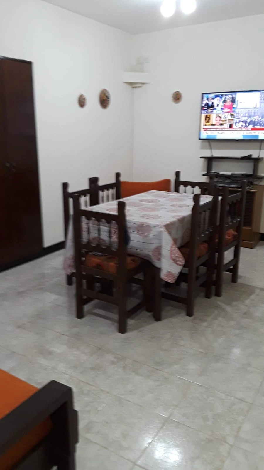 3 Ambientes amplios sobre Chiozza y Garay a 1 cuadra del Mar foto 2