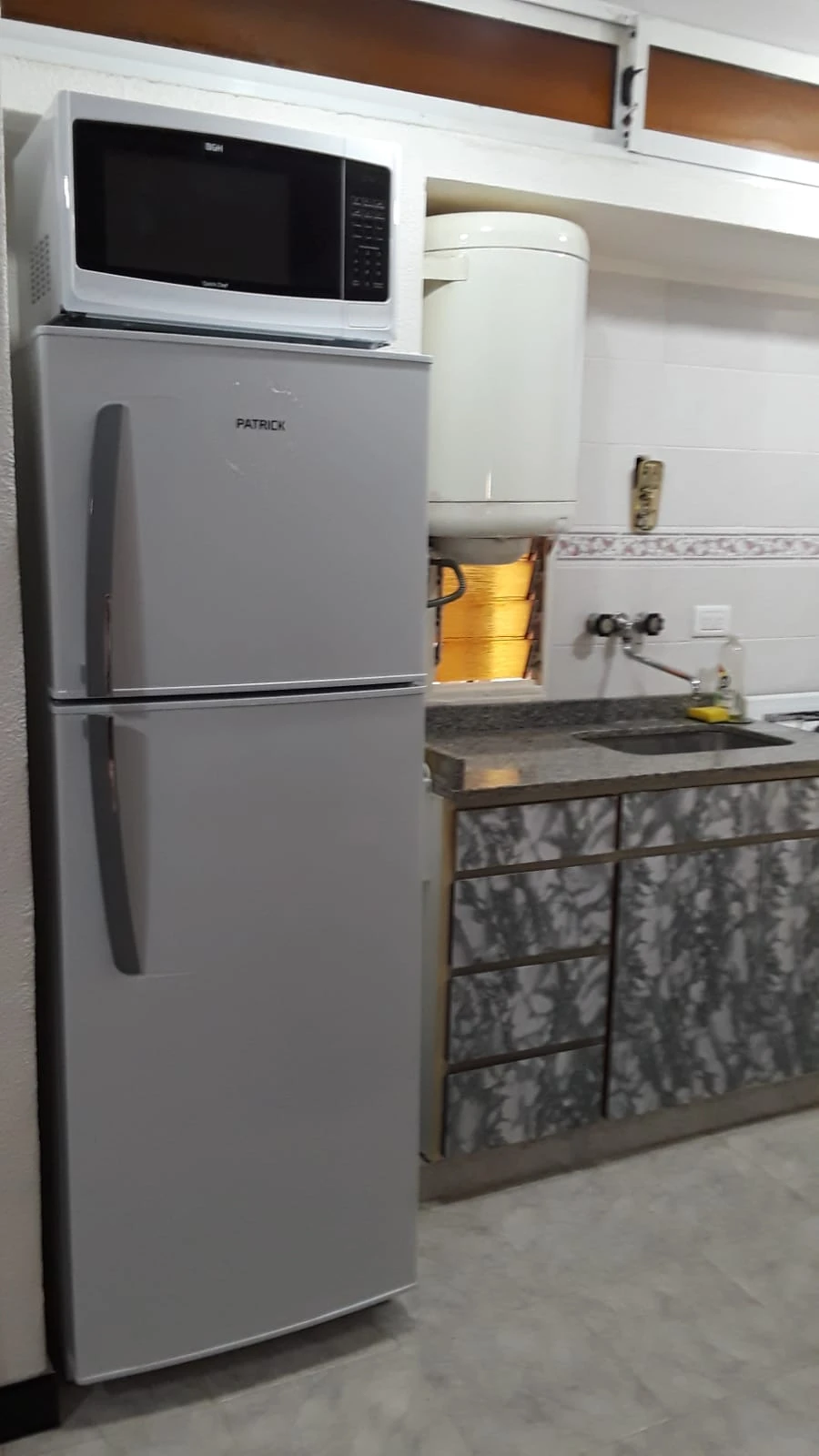 3 Ambientes amplios sobre Chiozza y Garay a 1 cuadra del Mar foto 5