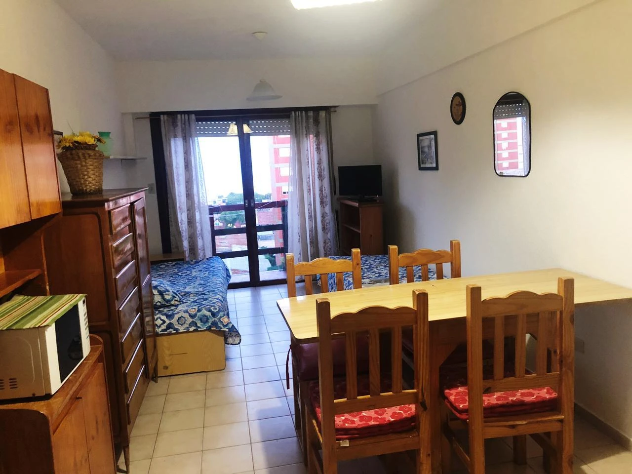 Departamento de dos ambientes. Vista al mar. foto 2