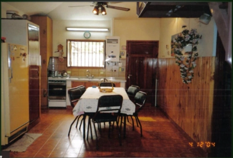 3 Ambientes al Frente con Cochera - Zona Residencial Muy Segura foto 5