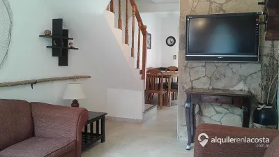 Triplex con Cochera Individual - Excelente Ubicacion