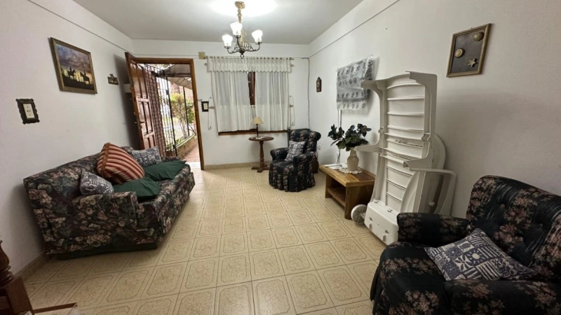 HERMOSO TRIPLEX CERCA DEL MAR, CON TODOS LOS SERVICIOS. foto 3