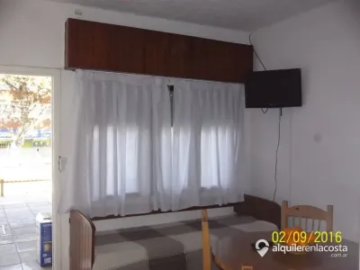 2 Ambientes en Complejo - Espacio Guardacoche Descubierto foto 2