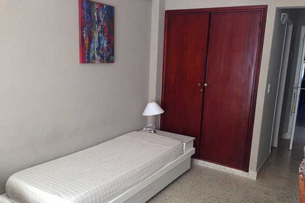 Departamentos de 1 y 2 ambientes a 3 cuadras del centro de Pinamar miniatura 8