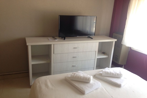 Departamentos de 1 y 2 ambientes a 3 cuadras del centro de Pinamar miniatura 10