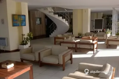 Departamento frente al mar en Miramar con balcón foto 3