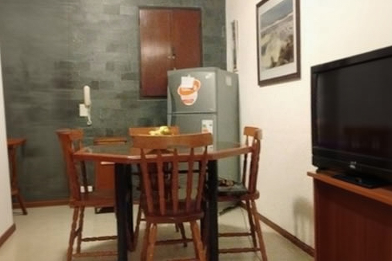 Departamento frente al mar en Miramar con balcón miniatura 9