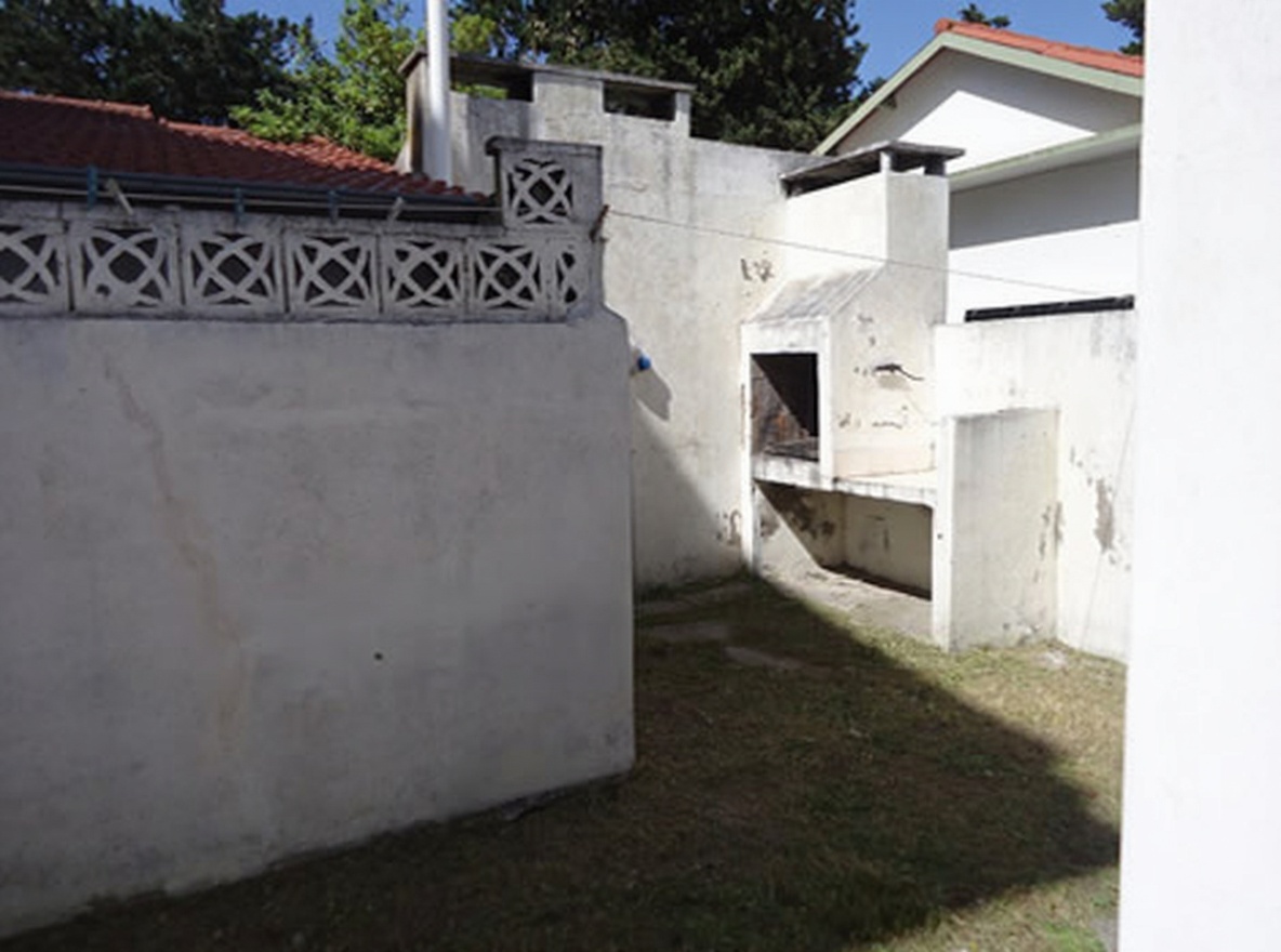Casas en Mar de Ajó cerca de la playa y del centro miniatura 9