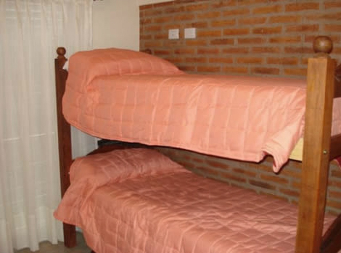 Dúplex y triplex a 100 metros del mar en Lucila del Mar miniatura 6