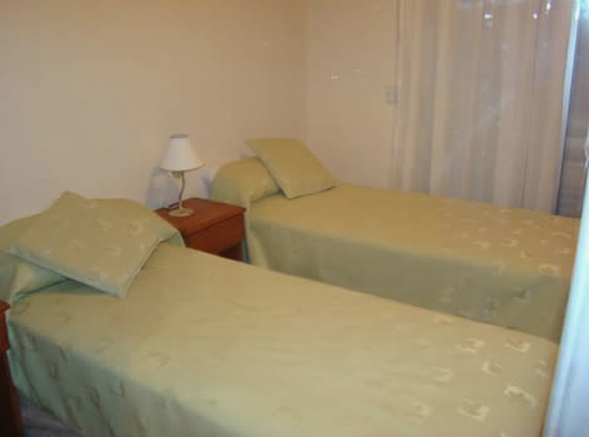 Dúplex y triplex a 100 metros del mar en Lucila del Mar miniatura 7