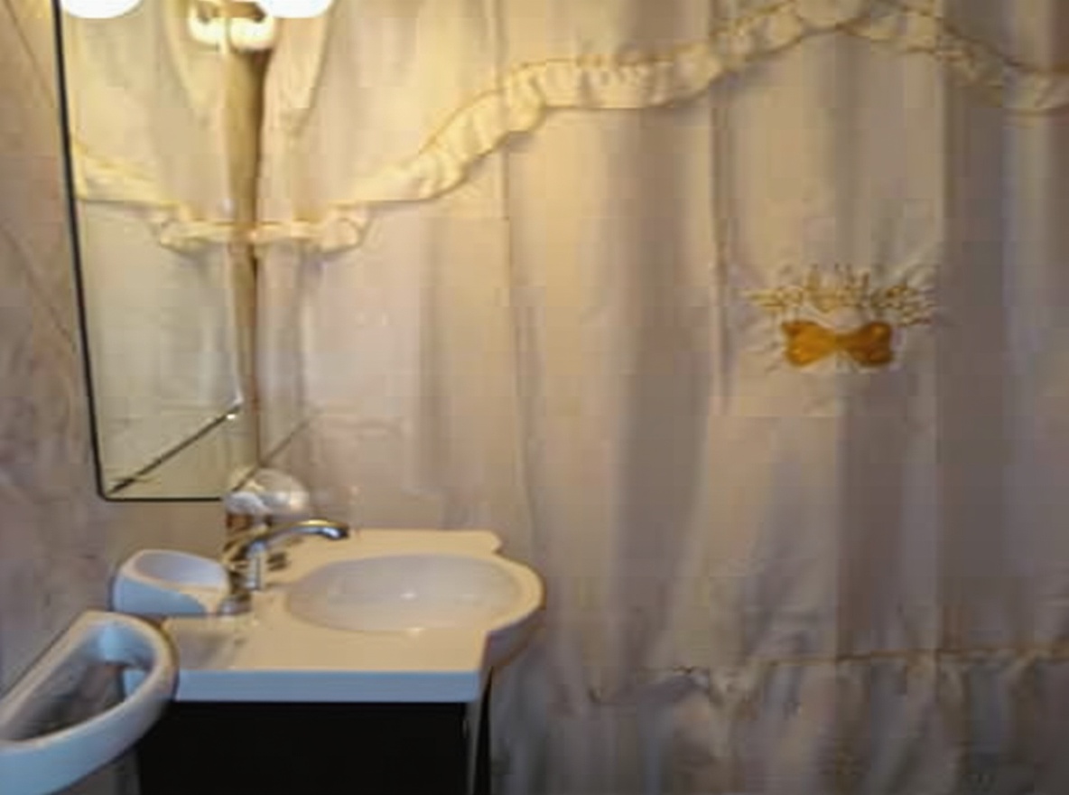 Dúplex y triplex a 100 metros del mar en Lucila del Mar miniatura 9