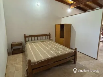 Cabaña con cochera y parrilla a 400 metros del mar en Costa Chica foto 5