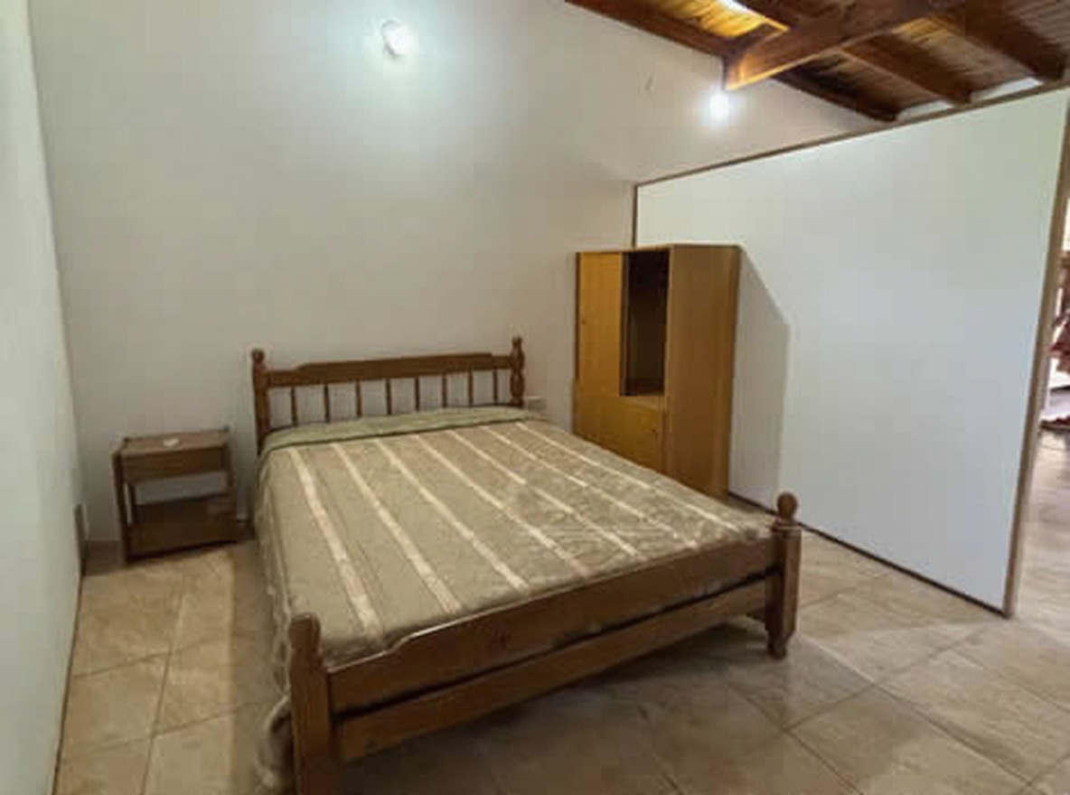 Cabaña con cochera y parrilla a 400 metros del mar en Costa Chica miniatura 5