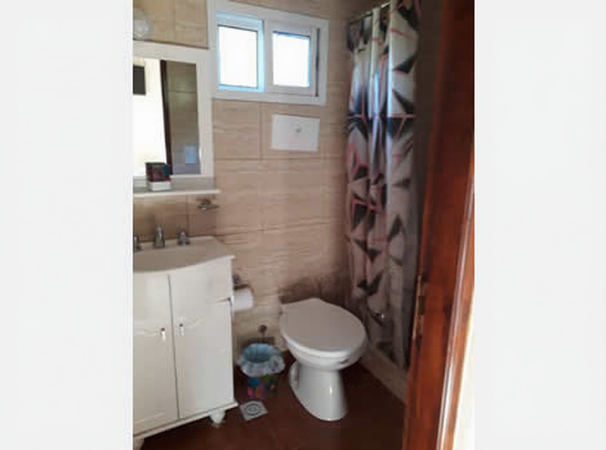 Casa de 3 dormitorios a 6 cuadras del mar en San Clemente del Tuyú miniatura 5