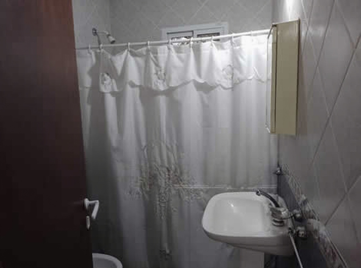 Tríplex con patio y parrilla en Las Toninas miniatura 8