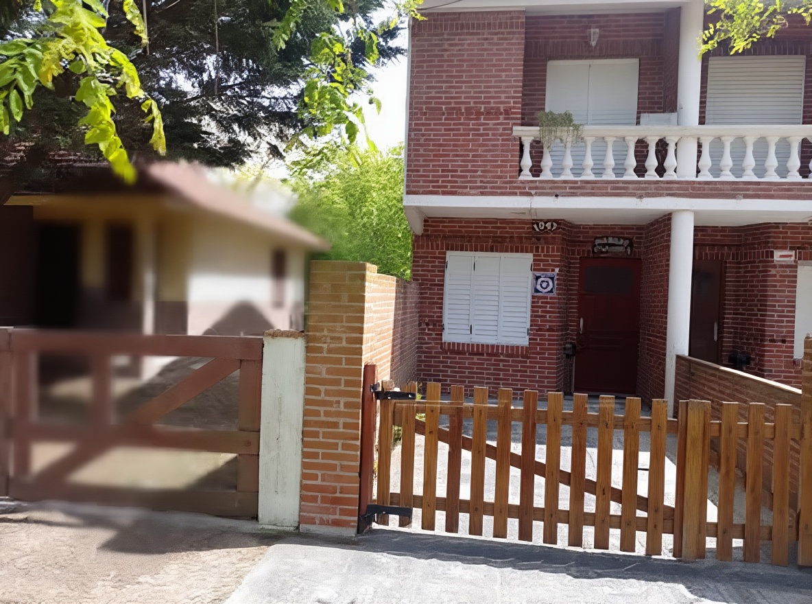 Tríplex con patio y parrilla en Las Toninas miniatura 11