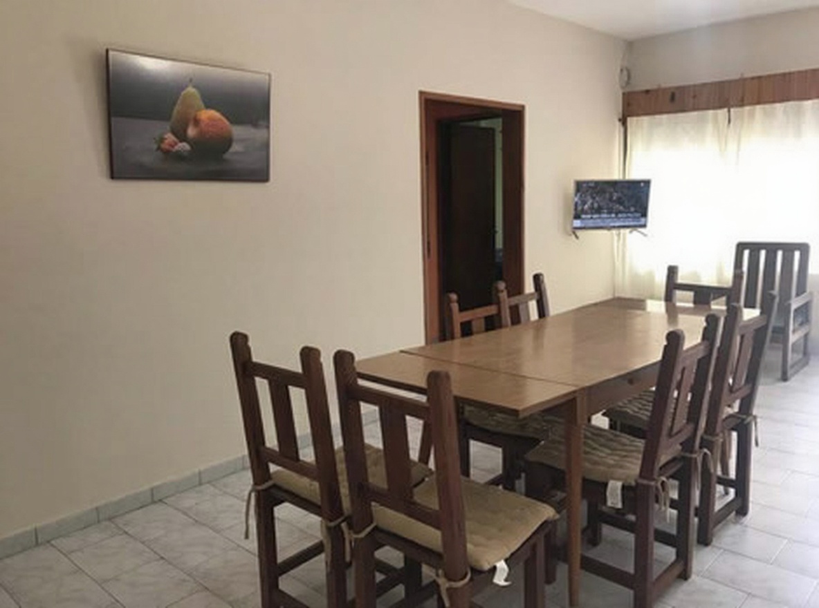 Casas con parque y parrilla a 100 metros del mar en Aguas Verdes miniatura 3