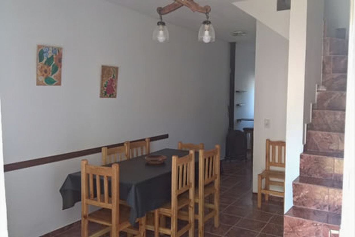 Tríplex de 3 dormitorios a 300 metros del mar en Mar del Tuyú miniatura 4