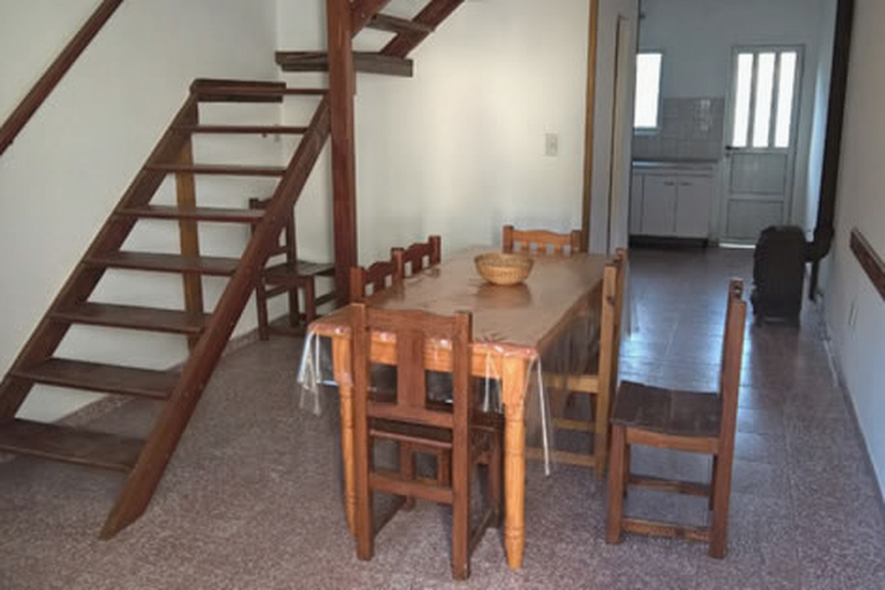 Tríplex de 3 dormitorios a 300 metros del mar en Mar del Tuyú miniatura 7