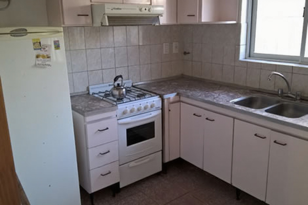 Tríplex de 3 dormitorios a 300 metros del mar en Mar del Tuyú miniatura 8