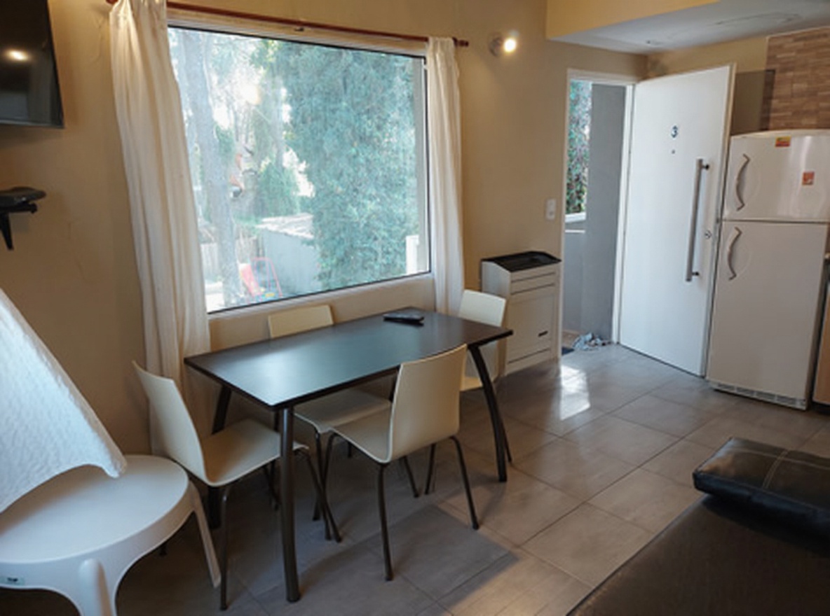 Departamentos con parque y parrilla en Costa del Este miniatura 3