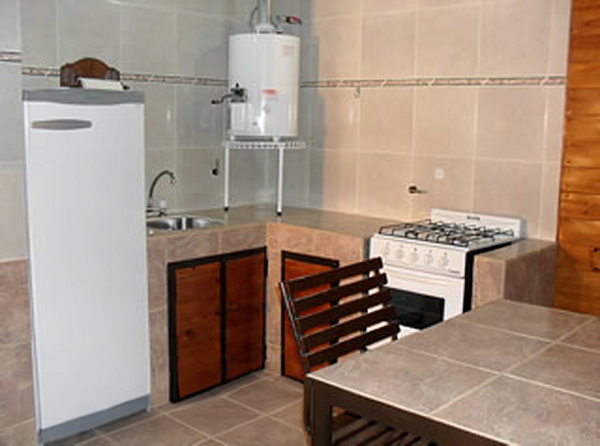 Cabaña con parque y parrilla a 10 cuadras del mar en Las Toninas miniatura 6