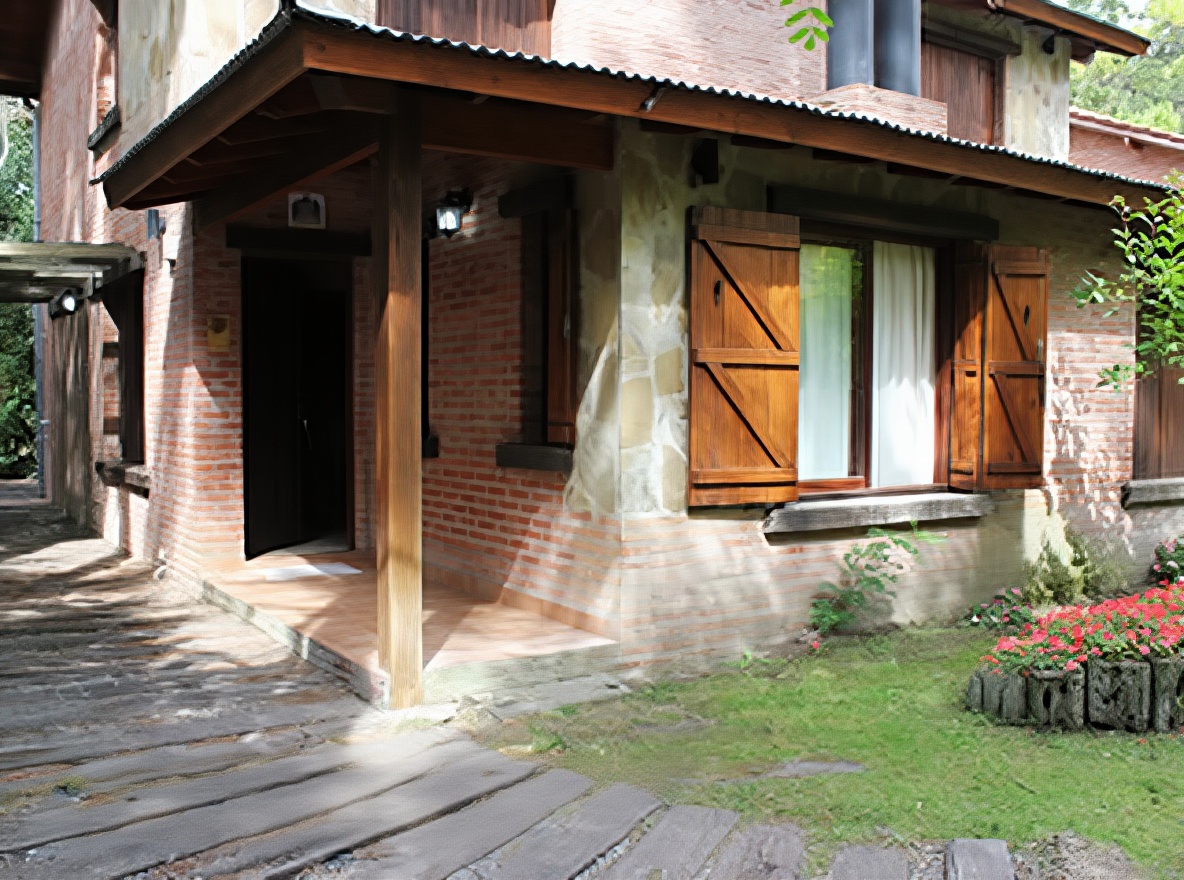 Cabañas con pileta y parrilla a 300 metros del mar en Costa del Este miniatura 2