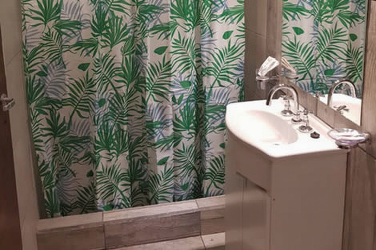 Cabañas con parque y parrilla frente al mar en Mar del Tuyú miniatura 8