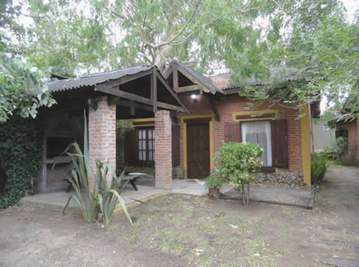 Cabañas con parrilla en Costa del Este miniatura 2