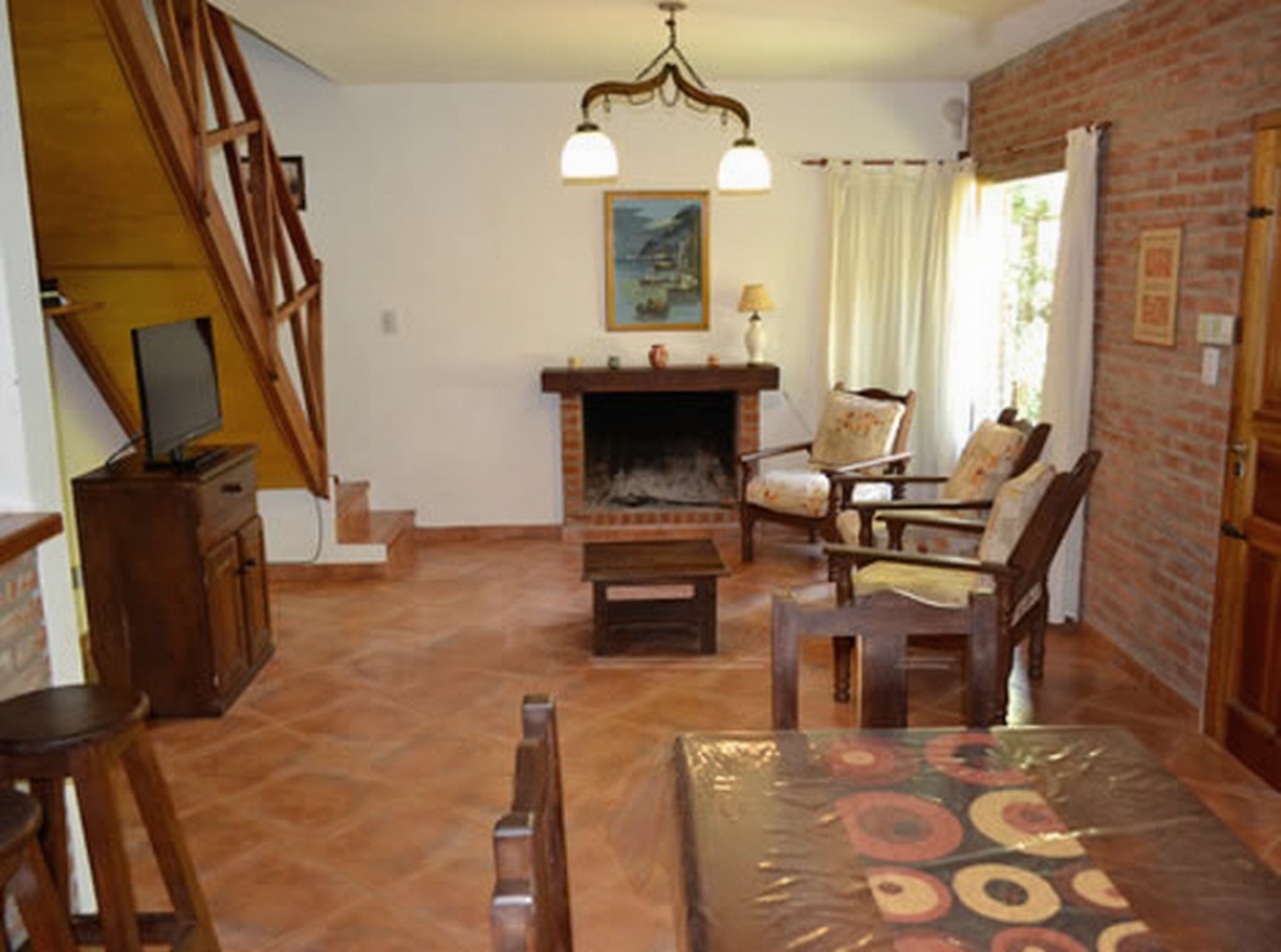 Cabañas con parque y parrilla a 300 metros del mar en Costa del Este miniatura 3