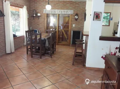 Cabañas con parque y parrilla a 300 metros del mar en Costa del Este foto 4