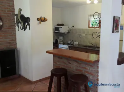 Cabañas con parque y parrilla a 300 metros del mar en Costa del Este foto 5