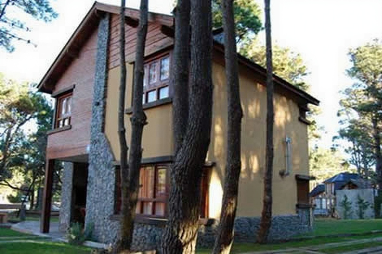 Cabañas con parque y parrilla en Costa del Este