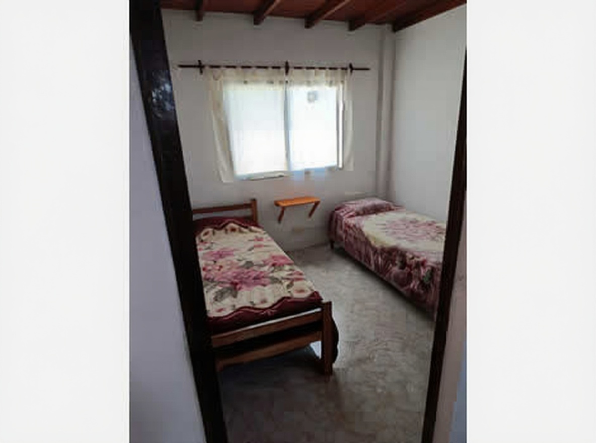 Casa a 500 metros del mar en Mar del Tuyú miniatura 7