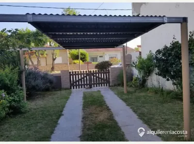 Casas con patio y parrilla en Mar del Tuyú foto 3