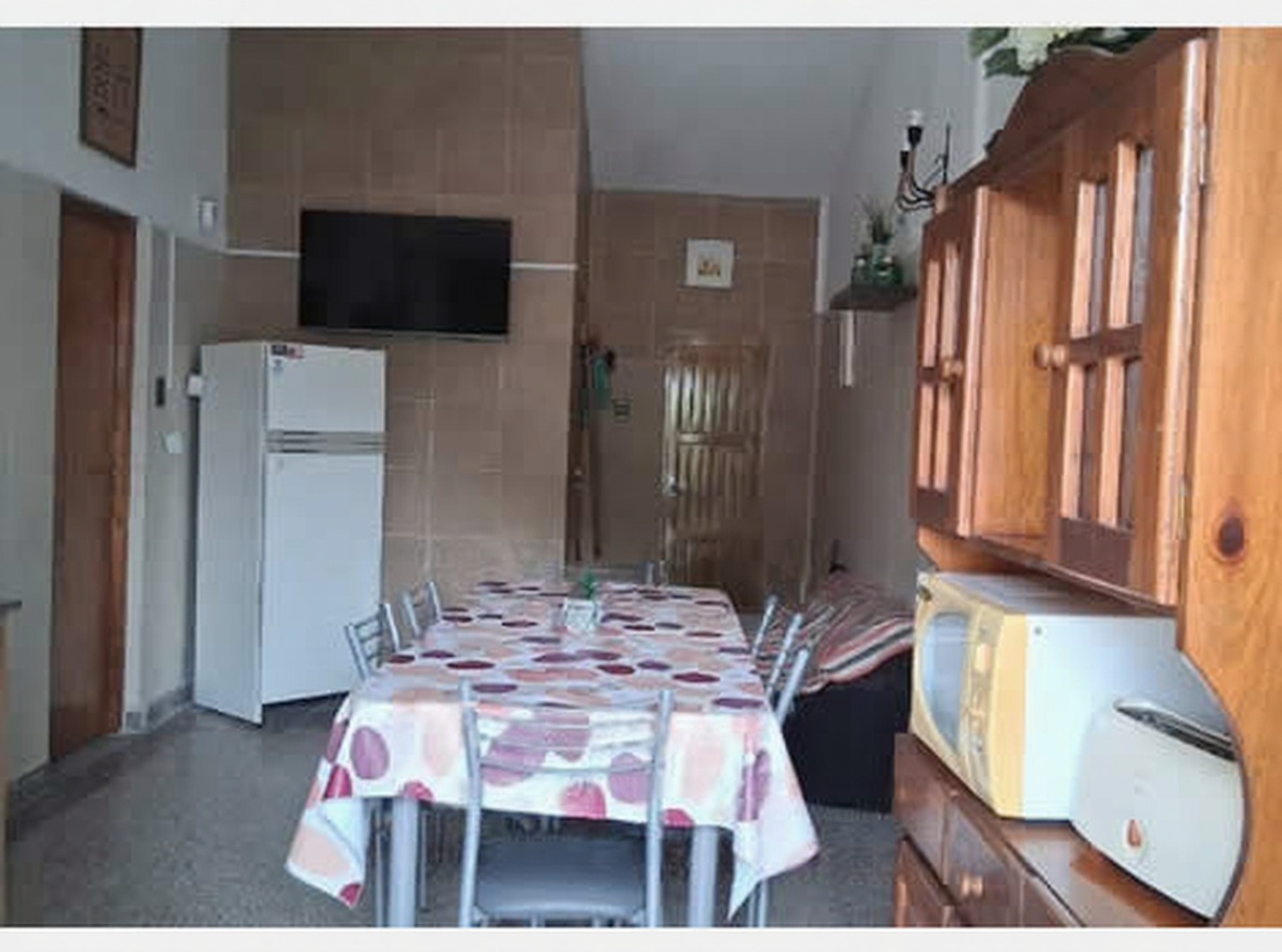 Casas con patio y parrilla en Mar del Tuyú miniatura 5