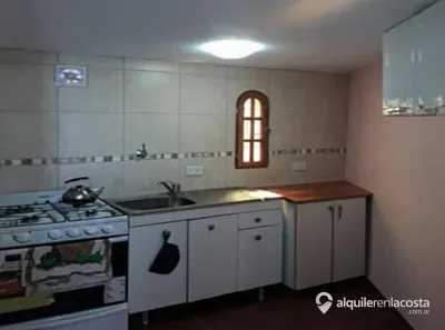 Casa con patio y parrilla a 3 cuadras del mar en Mar del Tuyú foto 5