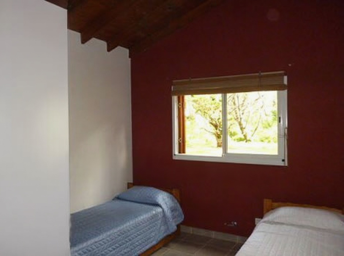 Casa con gran parque en Costa del Este miniatura 6