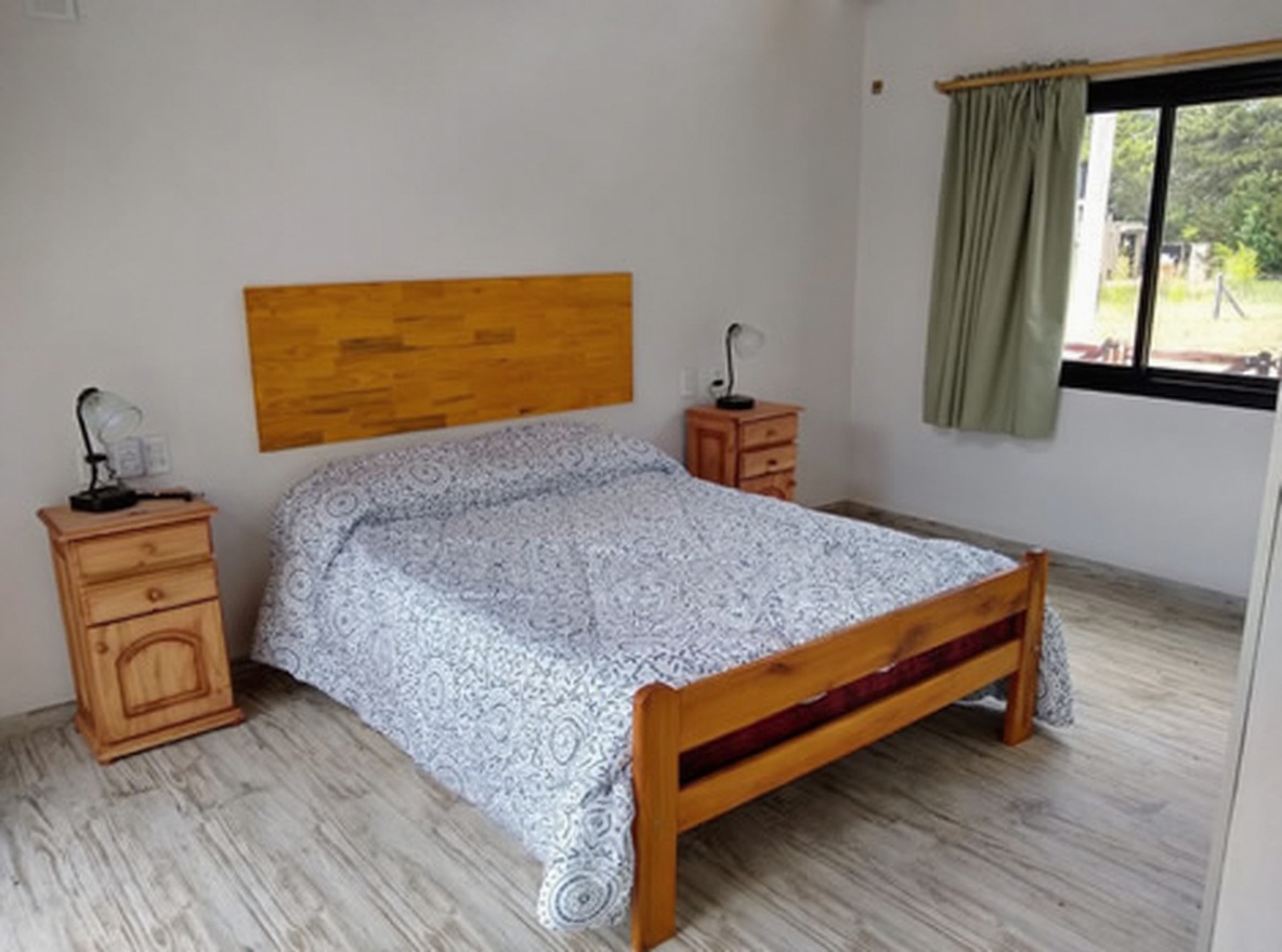 Casa con parrilla en Costa del Este miniatura 6