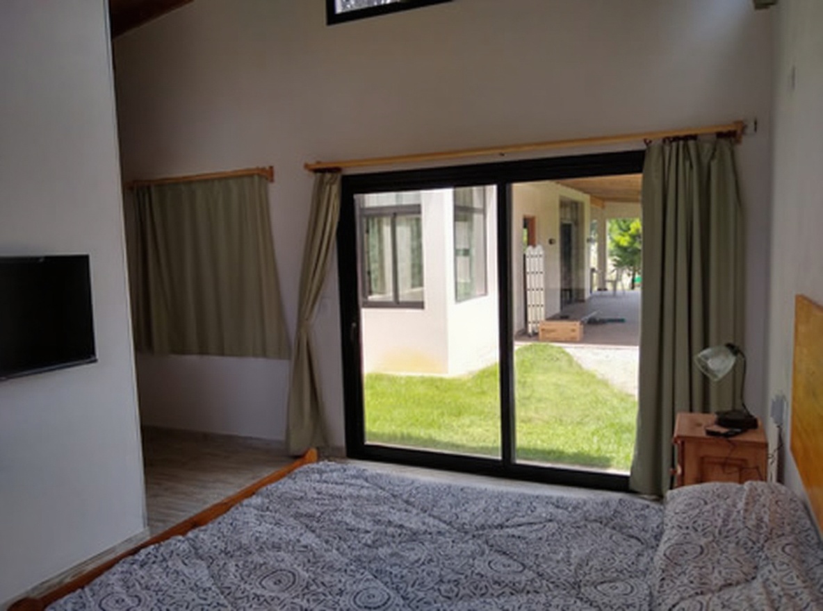 Casa con parrilla en Costa del Este miniatura 8